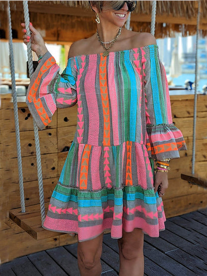 Minivestido suelto con estampado étnico, mezcla de lino y hombros descubiertos