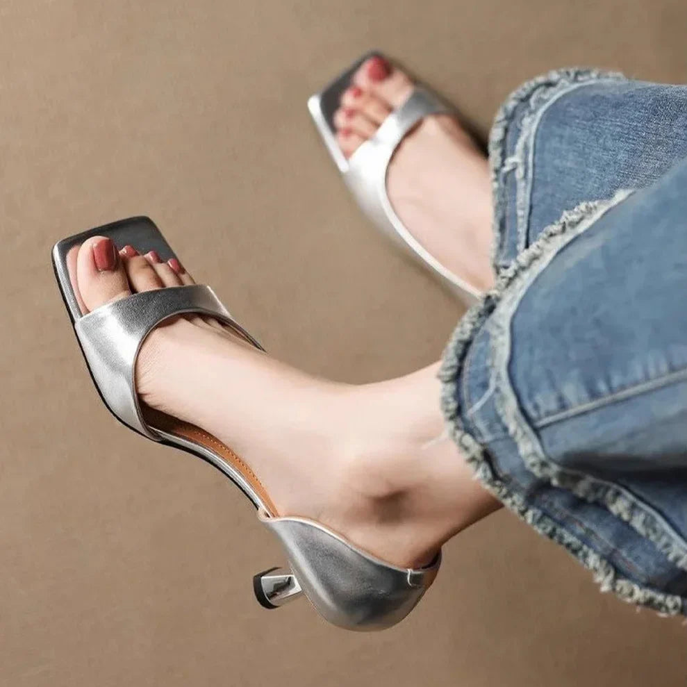 TACONES DE CUERO CILLIAN