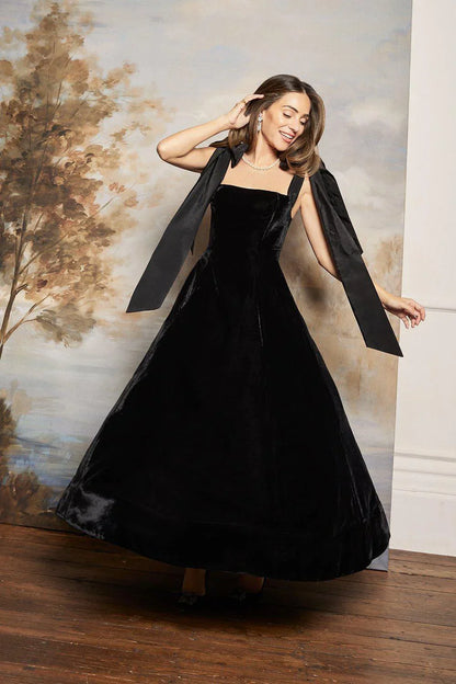 Vestido Midi sin Tirantes con Lazo de Terciopelo